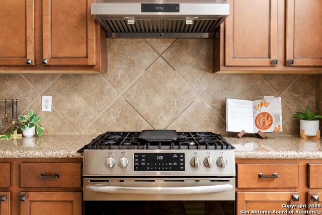 Image 9 of 30 For 1158 Kite Corner