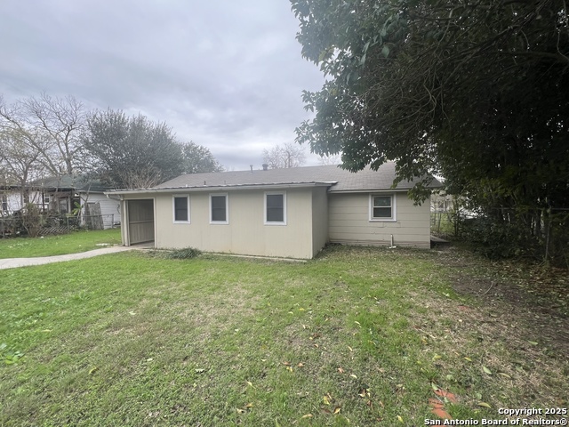 Image 7 of 22 For 1012 Walnut E