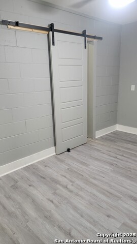 Image 8 of 11 For 631 Kings Hwy W 3