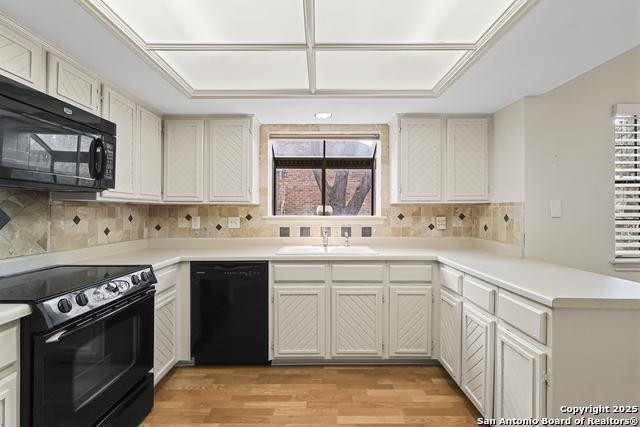 Image 10 of 29 For 17306 Piney Woods  5901