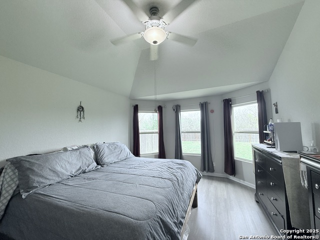 Image 6 of 11 For 6918 Emerald Valley