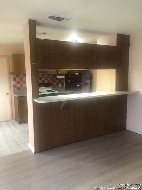 Image 3 of 11 For 8411 Deer Hvn