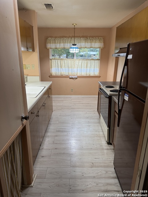 Image 6 of 11 For 8411 Deer Hvn