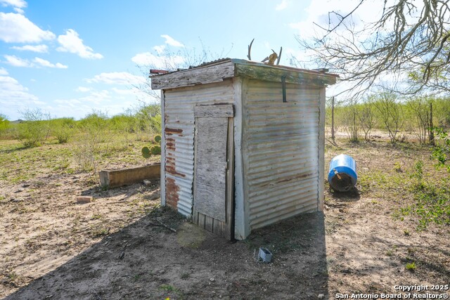 Image 12 of 32 For 0 Cr 115  