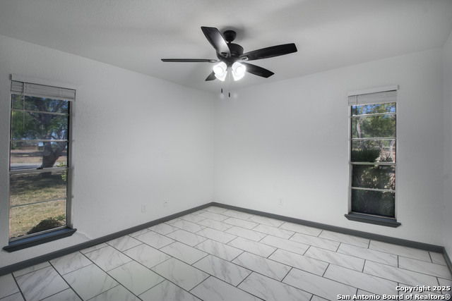 Listing photo id 12 for 12129 Up River Rd