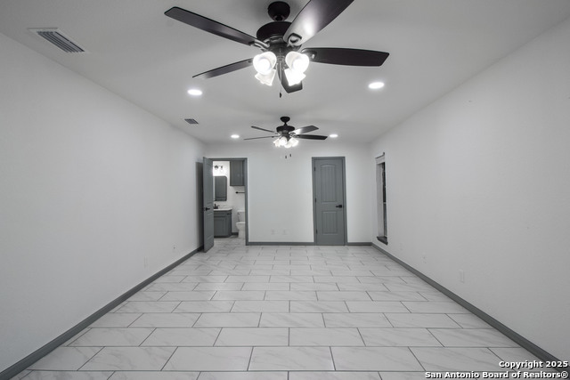 Listing photo id 18 for 12129 Up River Rd