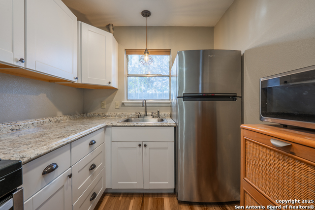 Image 19 of 40 For 235 Odell  