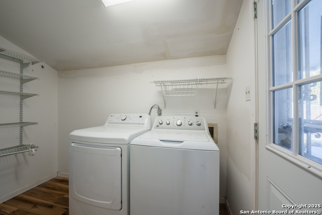 Image 23 of 40 For 235 Odell  