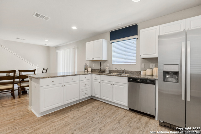 Image 7 of 16 For 10439 Legacy Hill