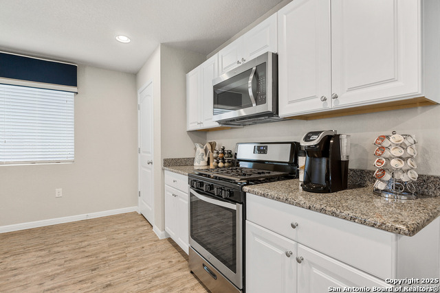 Image 9 of 16 For 10439 Legacy Hill