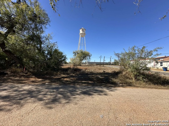 Image 3 of 8 For 120 Commerce Leona E