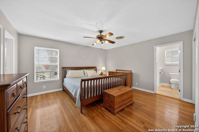 Image 25 of 40 For 3827 Longridge Dr