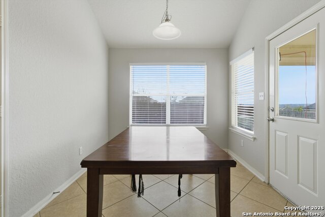 Image 12 of 32 For 8242 Pioneer Oak