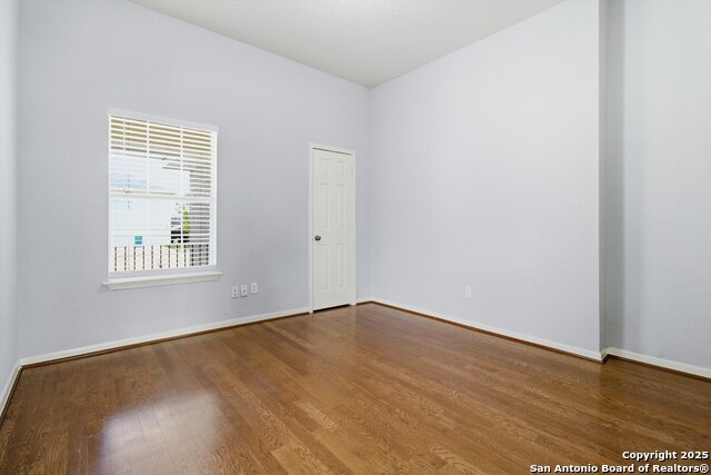 Image 13 of 32 For 8242 Pioneer Oak