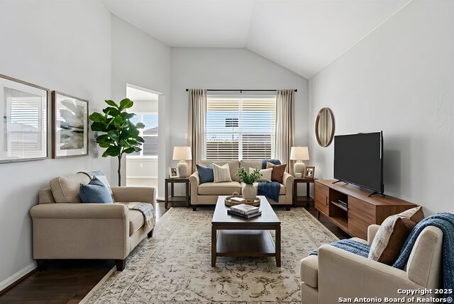 Image 16 of 32 For 8242 Pioneer Oak