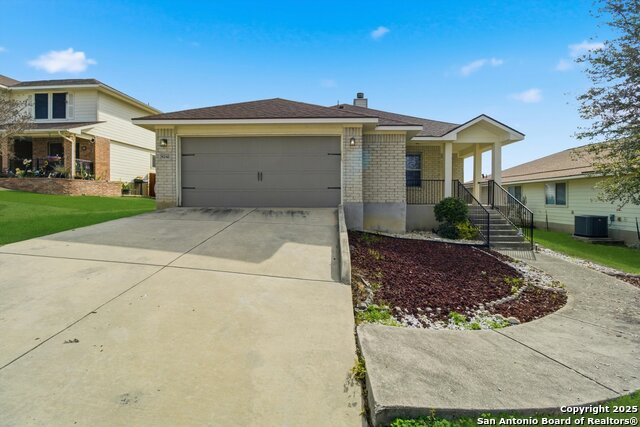 Image 2 of 32 For 8242 Pioneer Oak