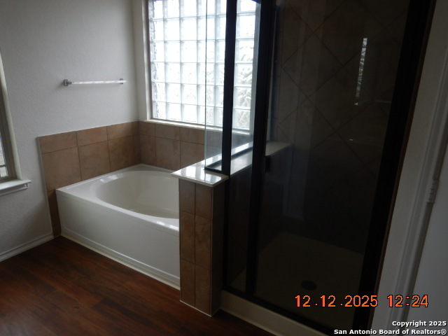 Image 15 of 21 For 9914 Copper Rise