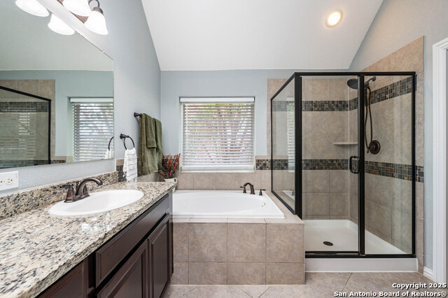 Image 21 of 35 For 8921 Vine Leaf