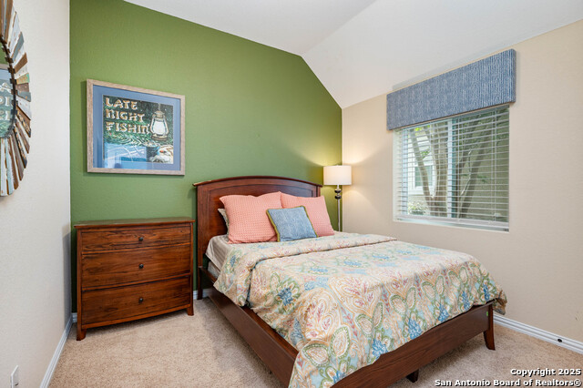 Image 24 of 35 For 8921 Vine Leaf