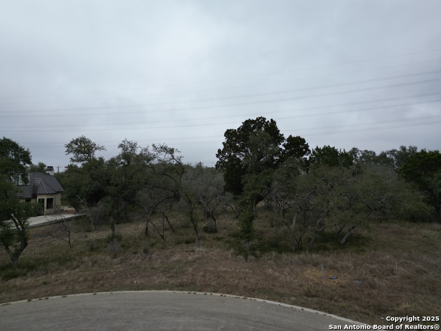 Image 4 of 8 For 926 Belle Oaks