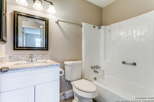 Image 15 of 17 For 14206 Short Horn