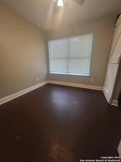 Image 5 of 8 For 446 Glendale Ave