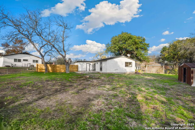 Image 17 of 19 For 7602 Strolling