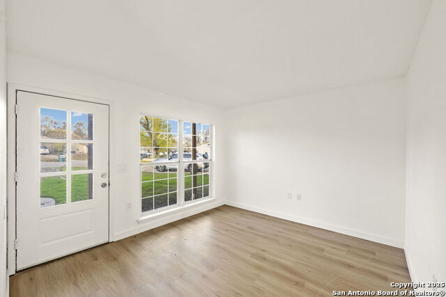 Image 6 of 19 For 7602 Strolling