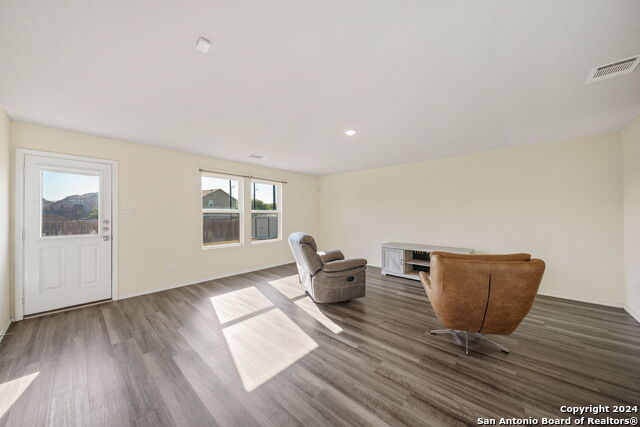 Image 6 of 25 For 7058 Dominic Vly