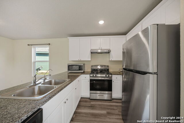 Image 9 of 25 For 7058 Dominic Vly