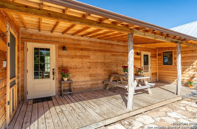 Listing photo id 16 for 300 County Road 550