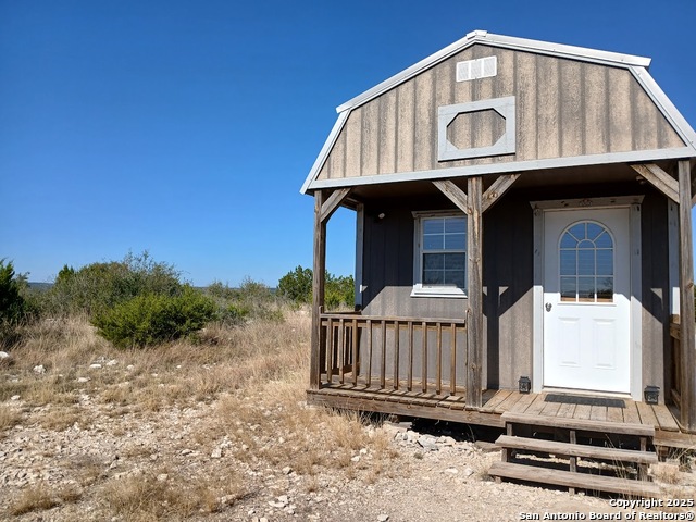 Listing photo id 25 for 300 County Road 550