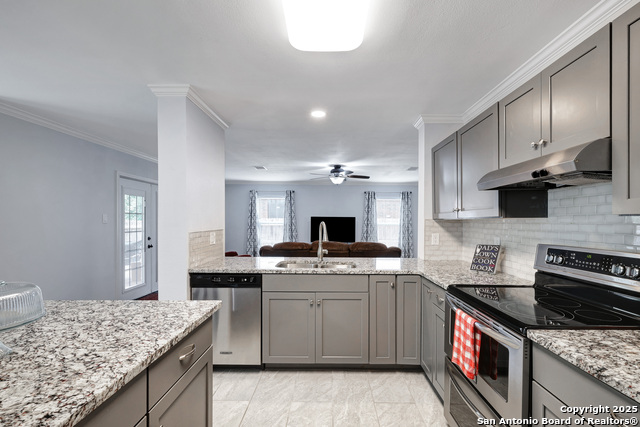 Image 17 of 47 For 9642 Elmstone