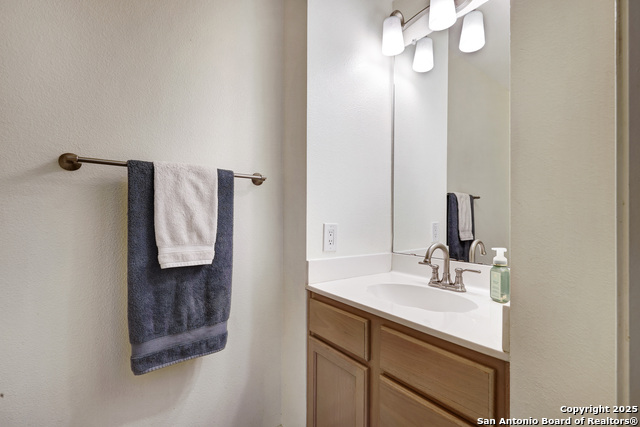 Image 20 of 47 For 9642 Elmstone