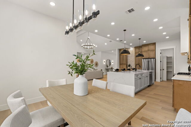 Image 20 of 36 For 1172 Buckskin Trail