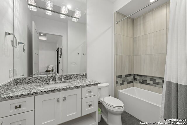 Image 51 of 80 For 121 Greystone Pt