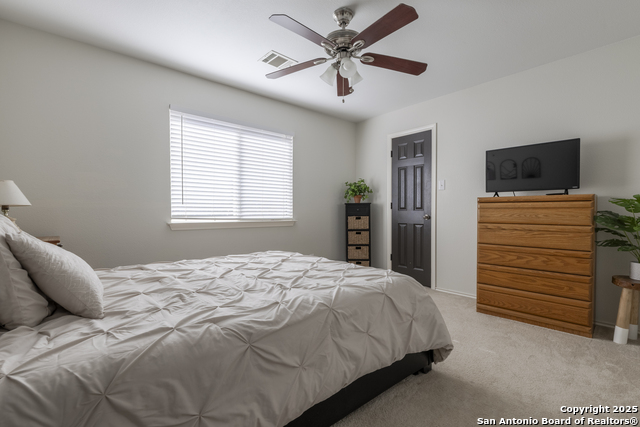 Image 19 of 31 For 9026 Hilltop Crossing