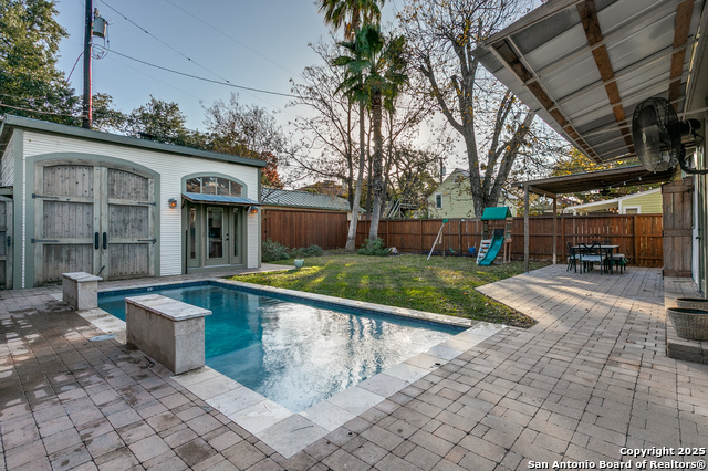 Image 23 of 28 For 226 Hollywood W