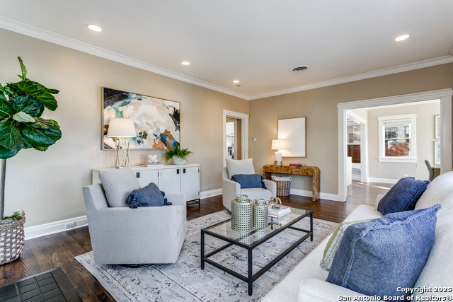 Image 6 of 28 For 226 Hollywood W