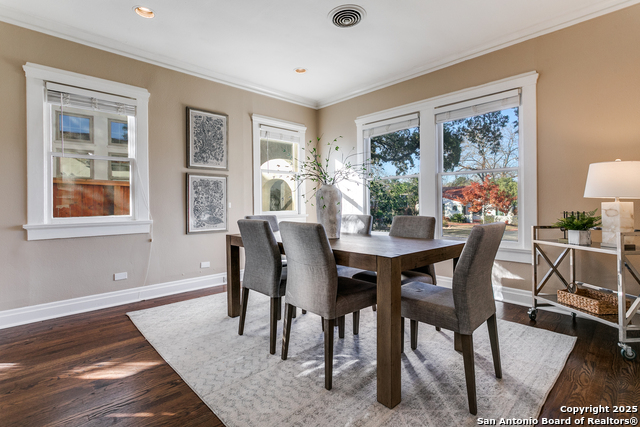 Image 8 of 28 For 226 Hollywood W