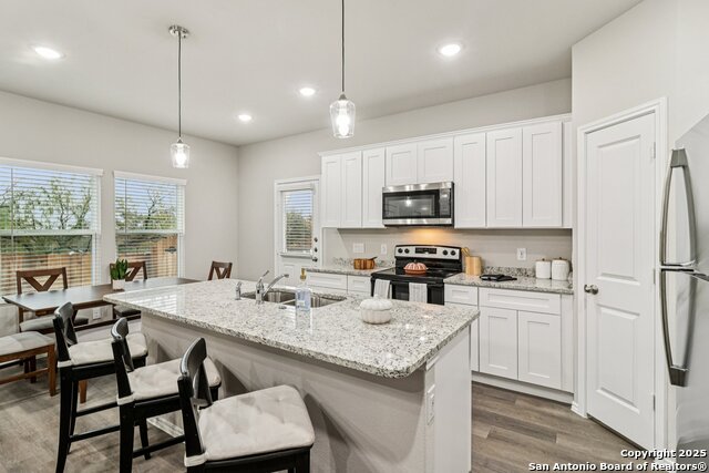 Image 11 of 30 For 106 Sai Manor  101