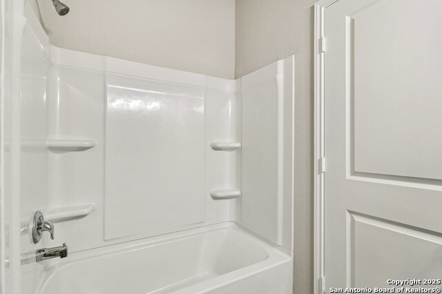 Image 15 of 30 For 106 Sai Manor  101