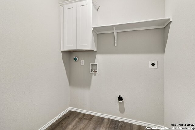 Image 20 of 30 For 106 Sai Manor  101