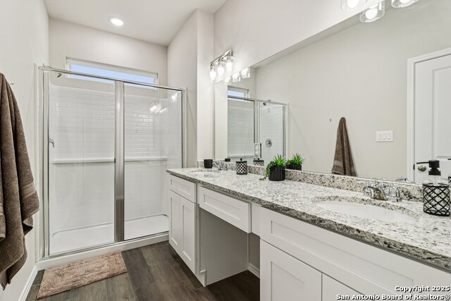 Image 27 of 30 For 106 Sai Manor  101