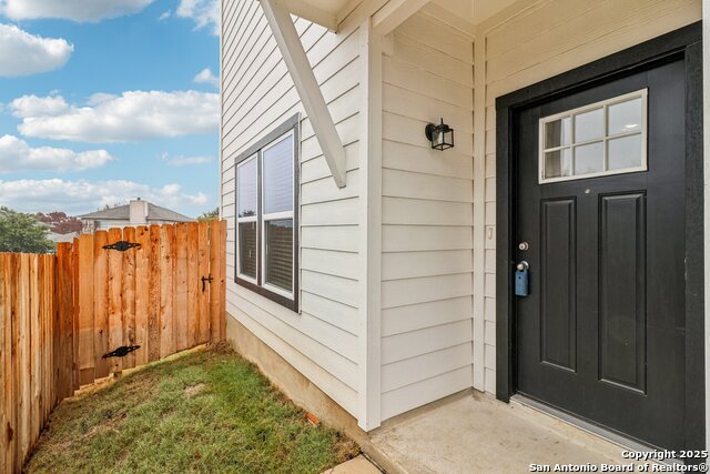 Image 29 of 30 For 106 Sai Manor  101