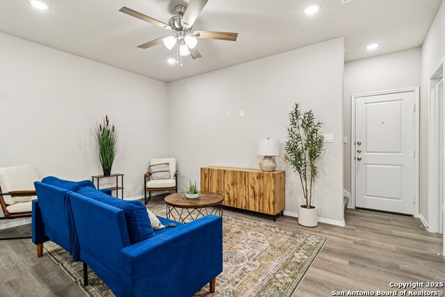 Image 4 of 30 For 106 Sai Manor  101