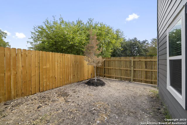 Image 29 of 31 For 7218 Briar Place  101