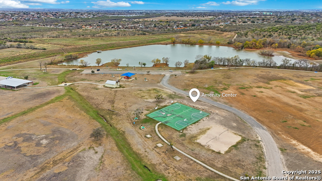 Image 28 of 32 For 905 Meadow Br