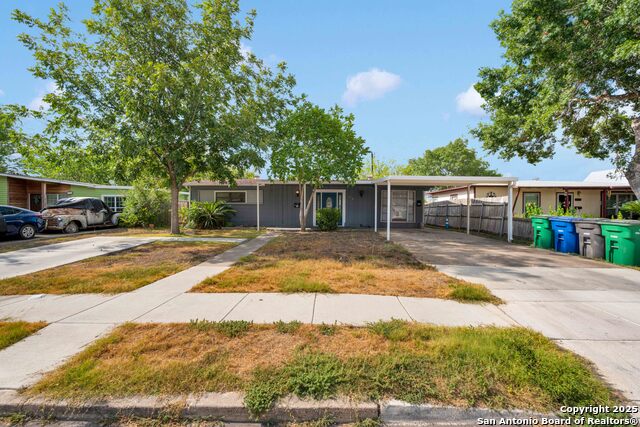 Image 12 of 12 For 310 Hutchins Pl E 101