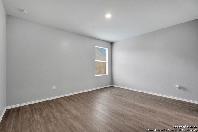 Image 13 of 18 For 426 De Herrera